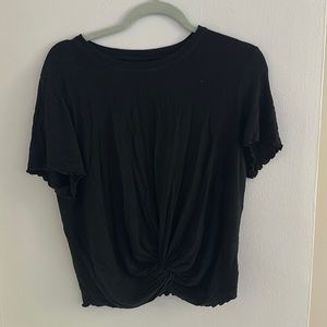 Black cropped soft American eagle t shirt